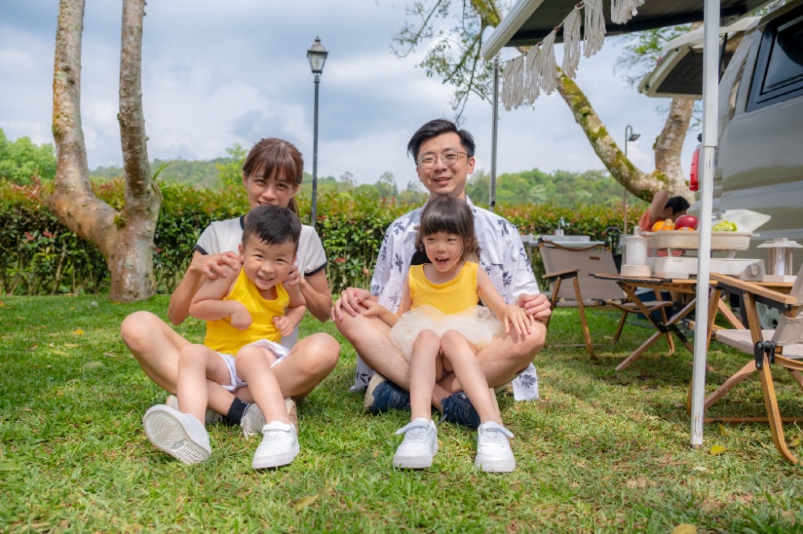 幼兒園畢業照 師生合照 家庭合照
