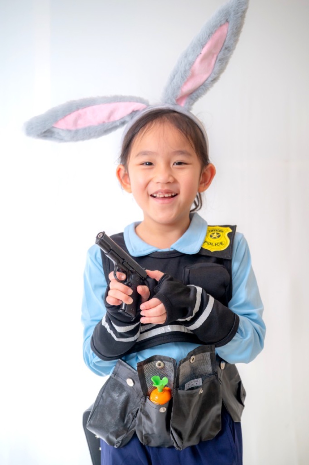 幼兒園畢業照 活潑自然笑容