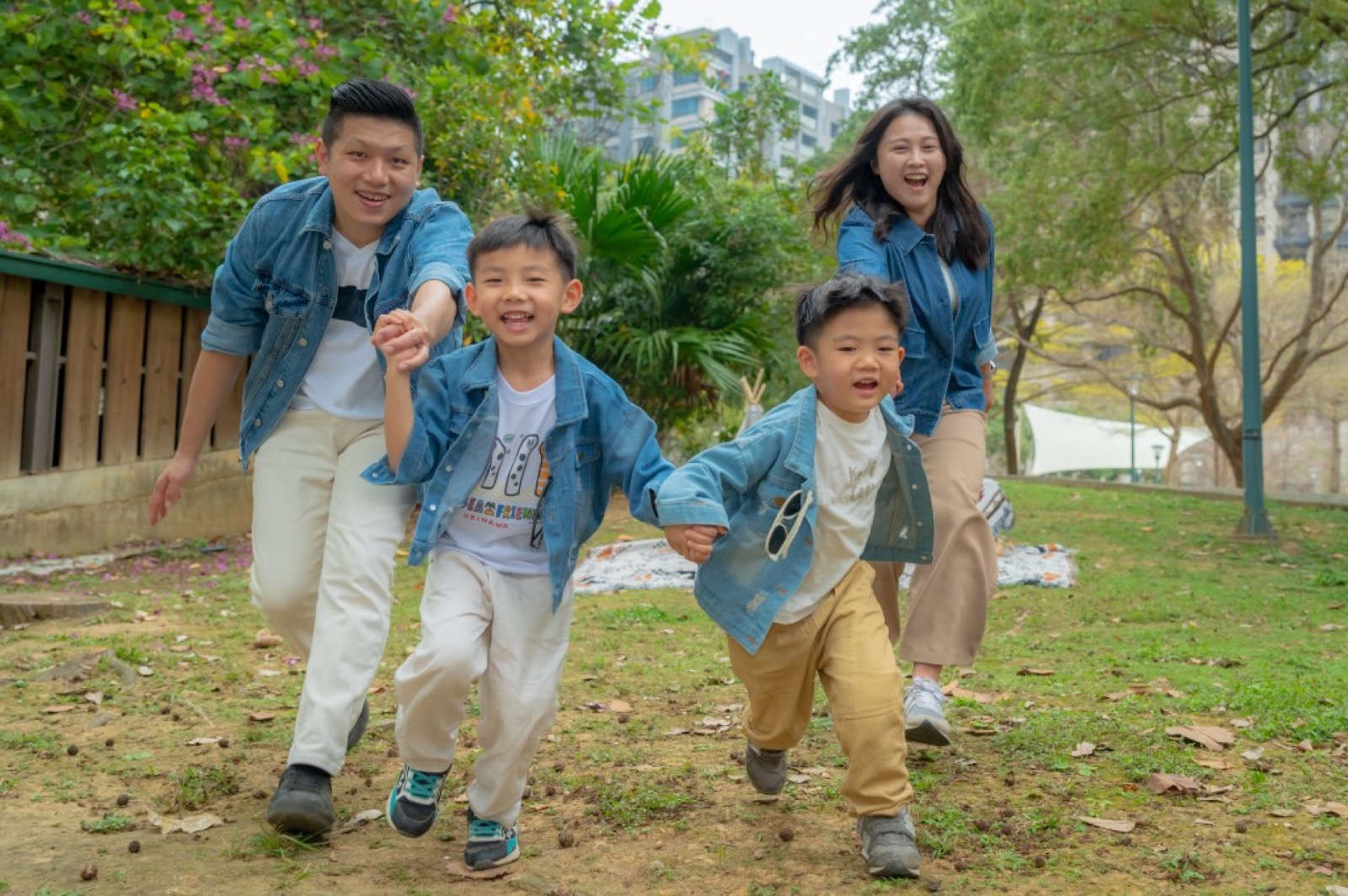 新竹竹科幼兒園畢業照 自然生動互動