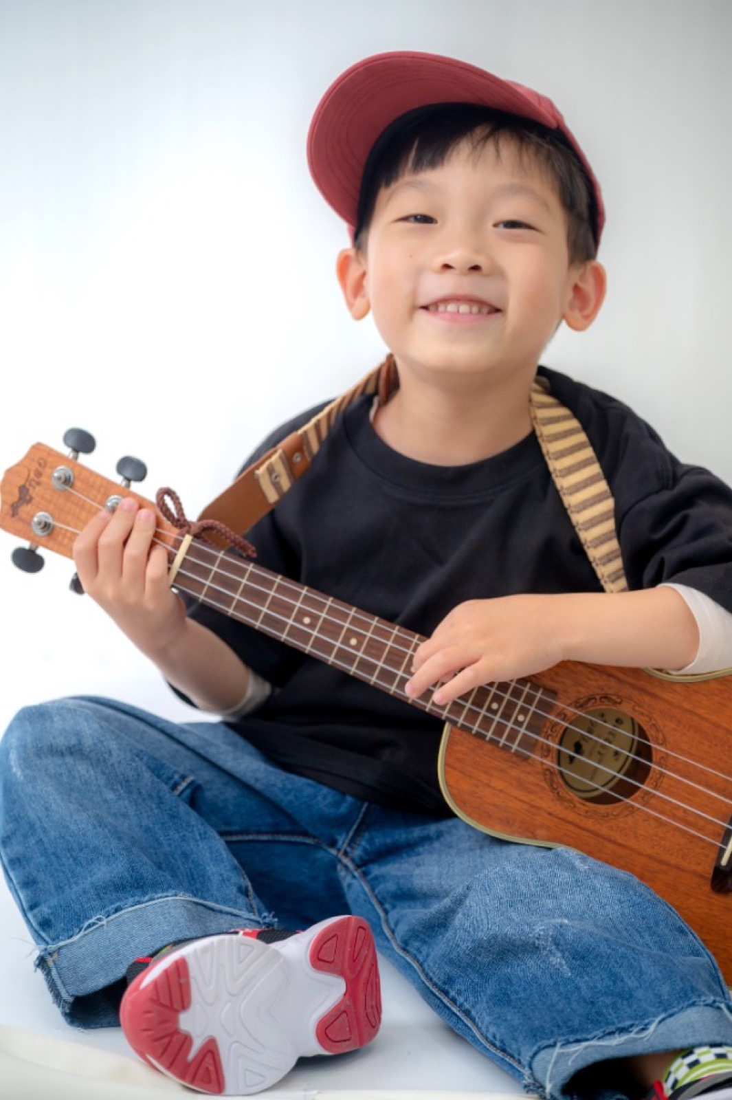 幼兒園畢業照 活潑自然笑容