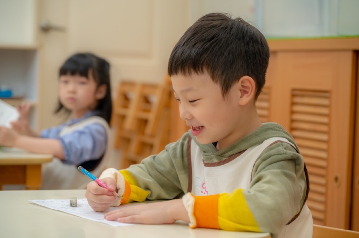 幼兒園畢業照 校園生活感活潑