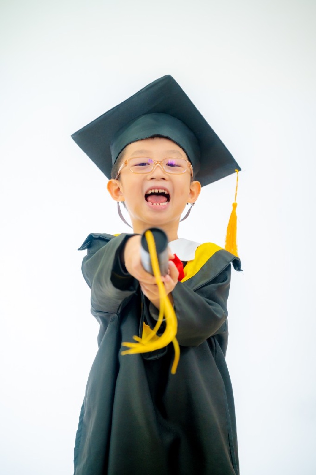 幼兒園畢業照 學士服文青風格