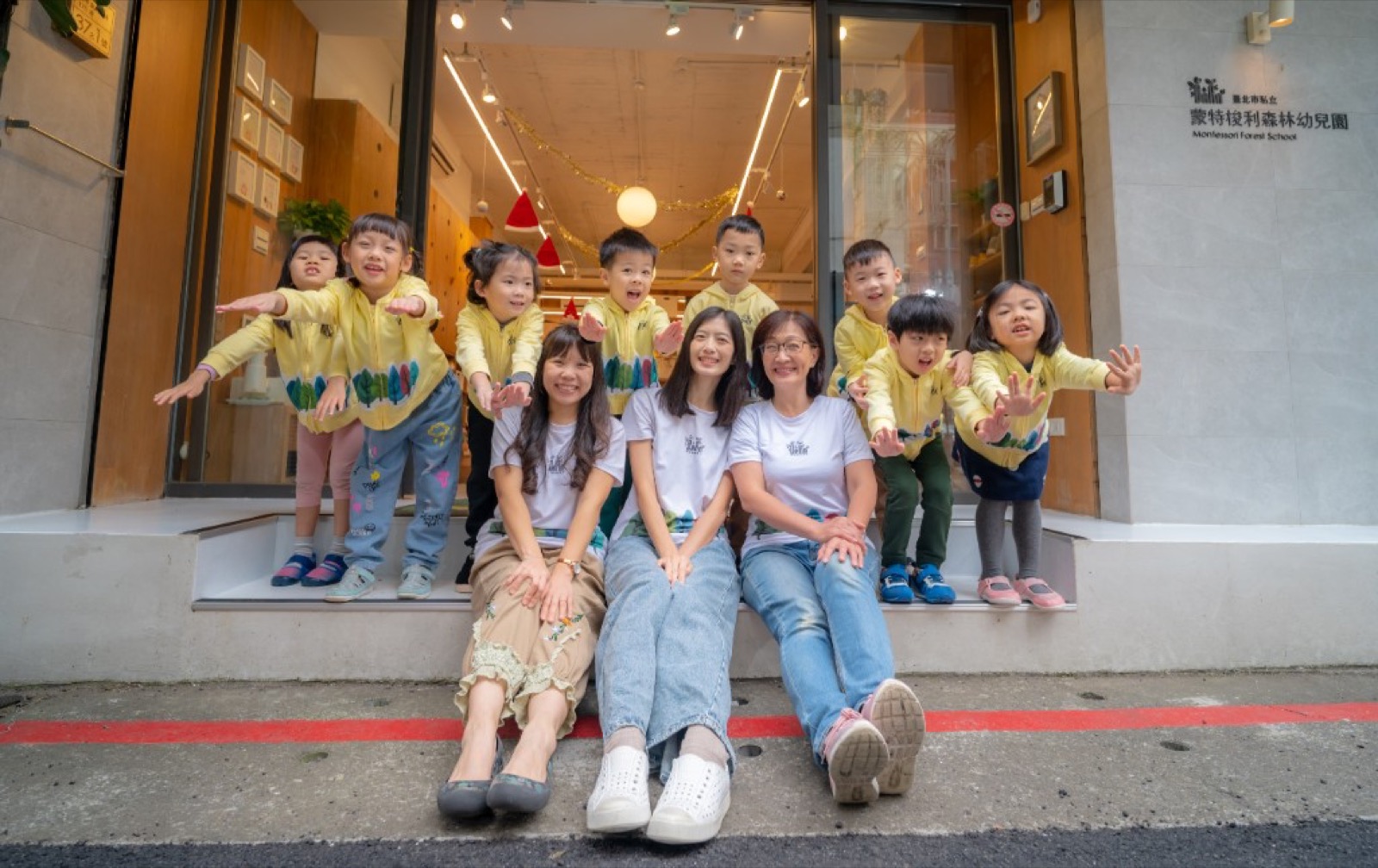 幼兒園畢業照 公園外景拍攝