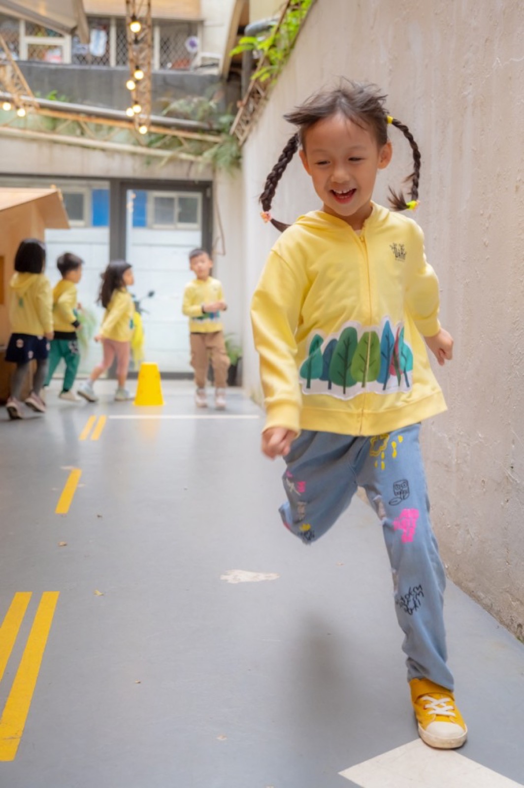 蒙特梭利幼兒園 自然風格畢業照