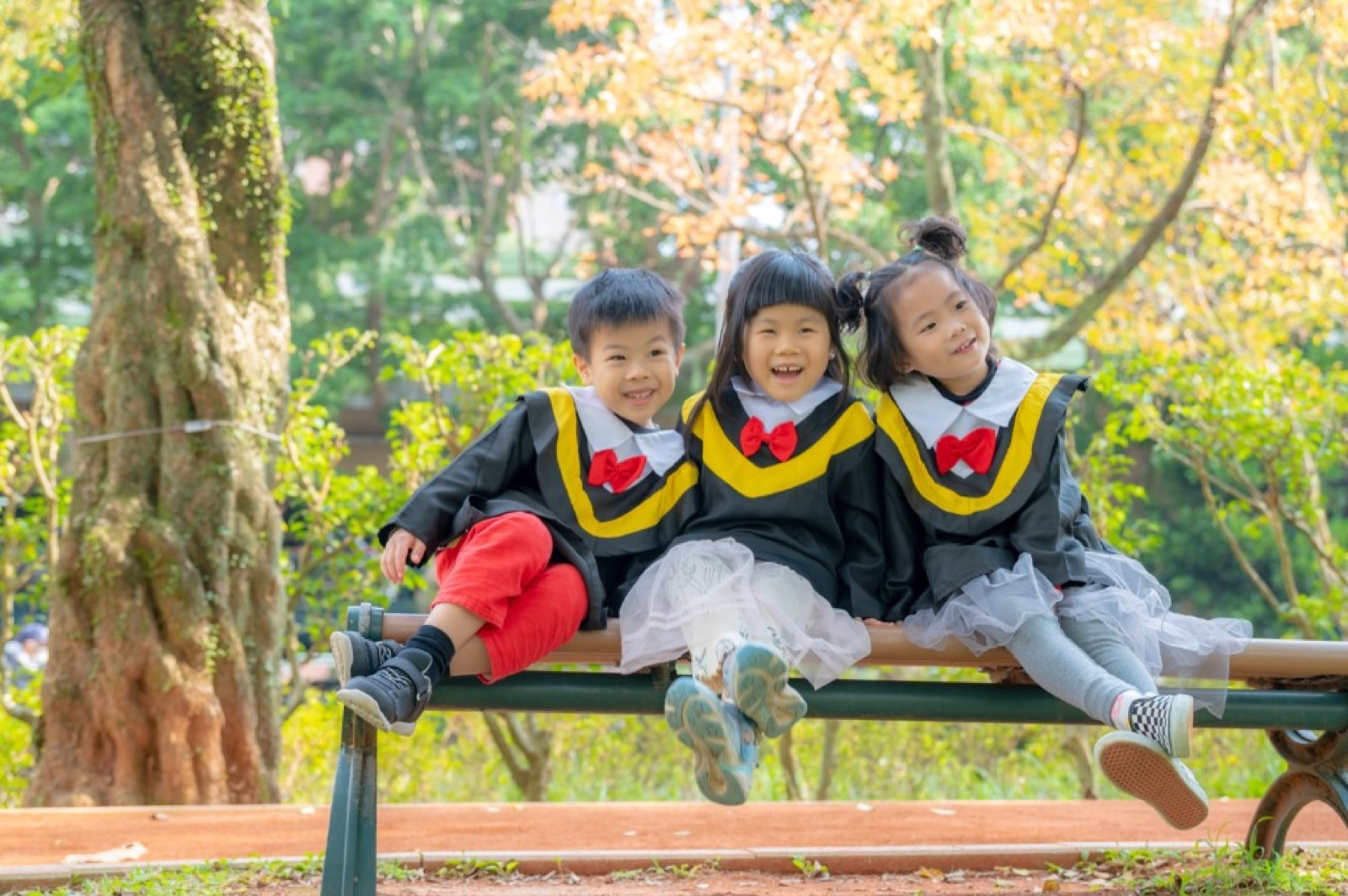 蒙特梭利幼兒園 自然風格畢業照