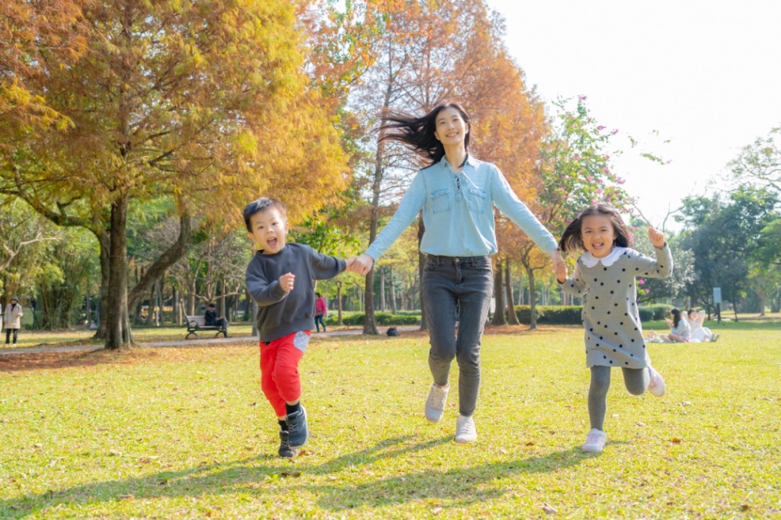 蒙特梭利森林幼兒園畢業照 校園互動