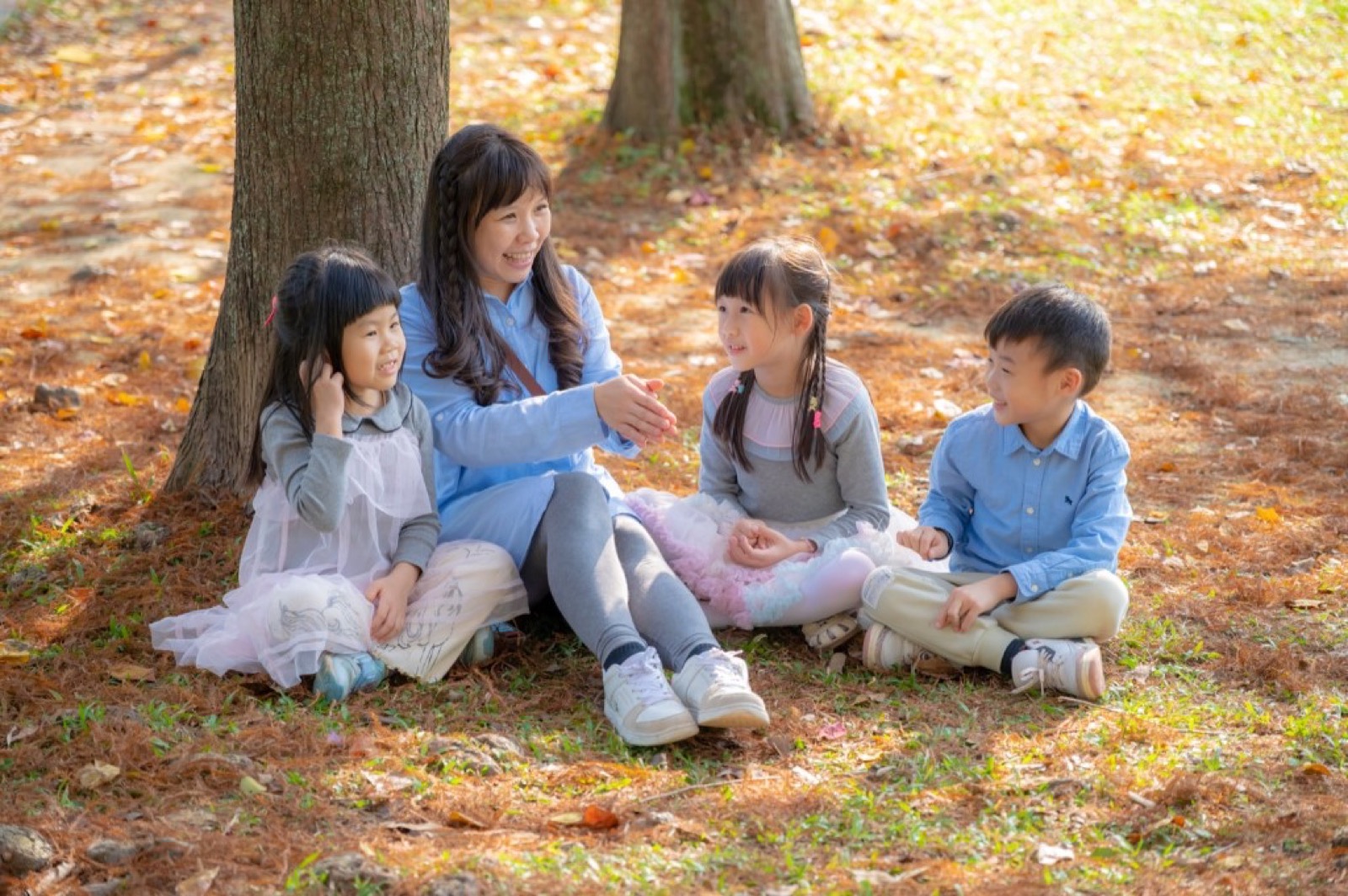 蒙特梭利森林幼兒園畢業照 校園互動