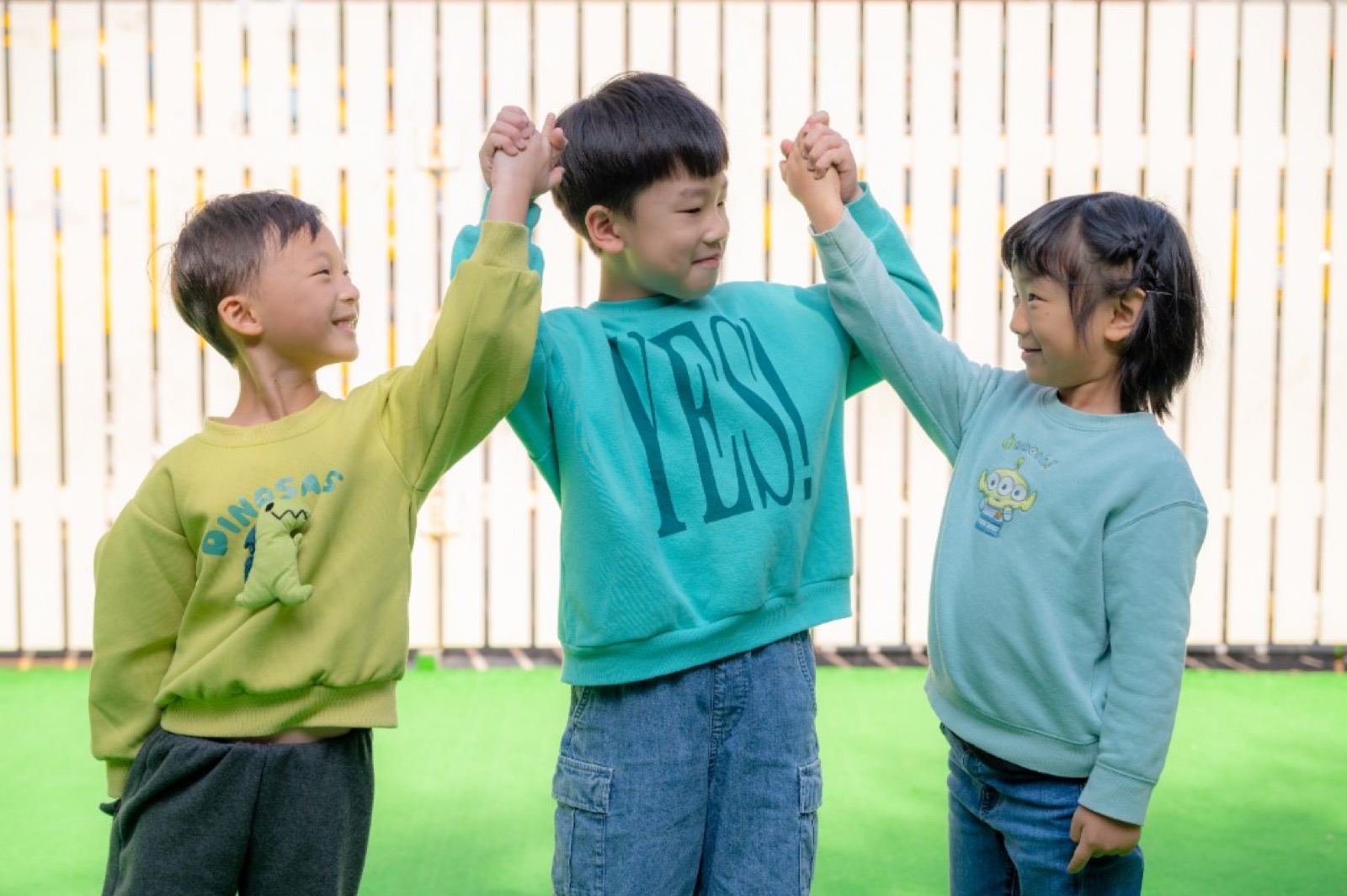 蒙特梭利森林幼兒園畢業照 校園互動