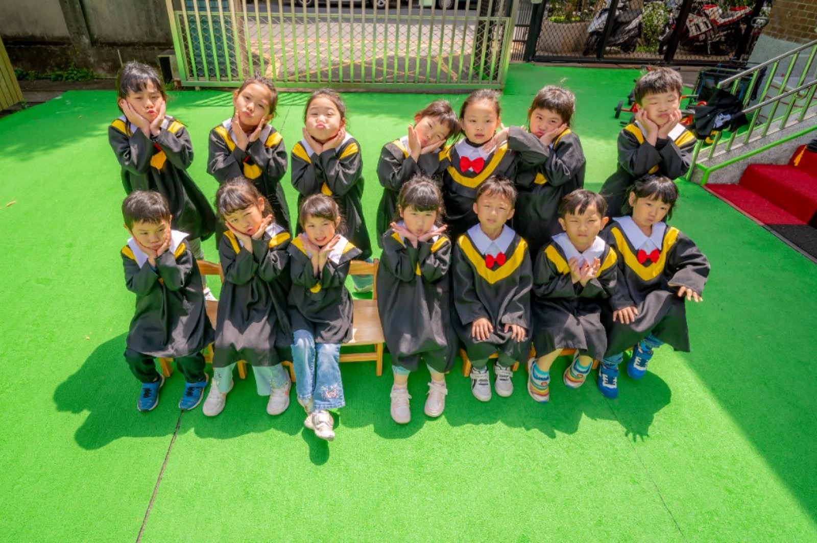 蒙特梭利幼兒園 自然風格畢業照