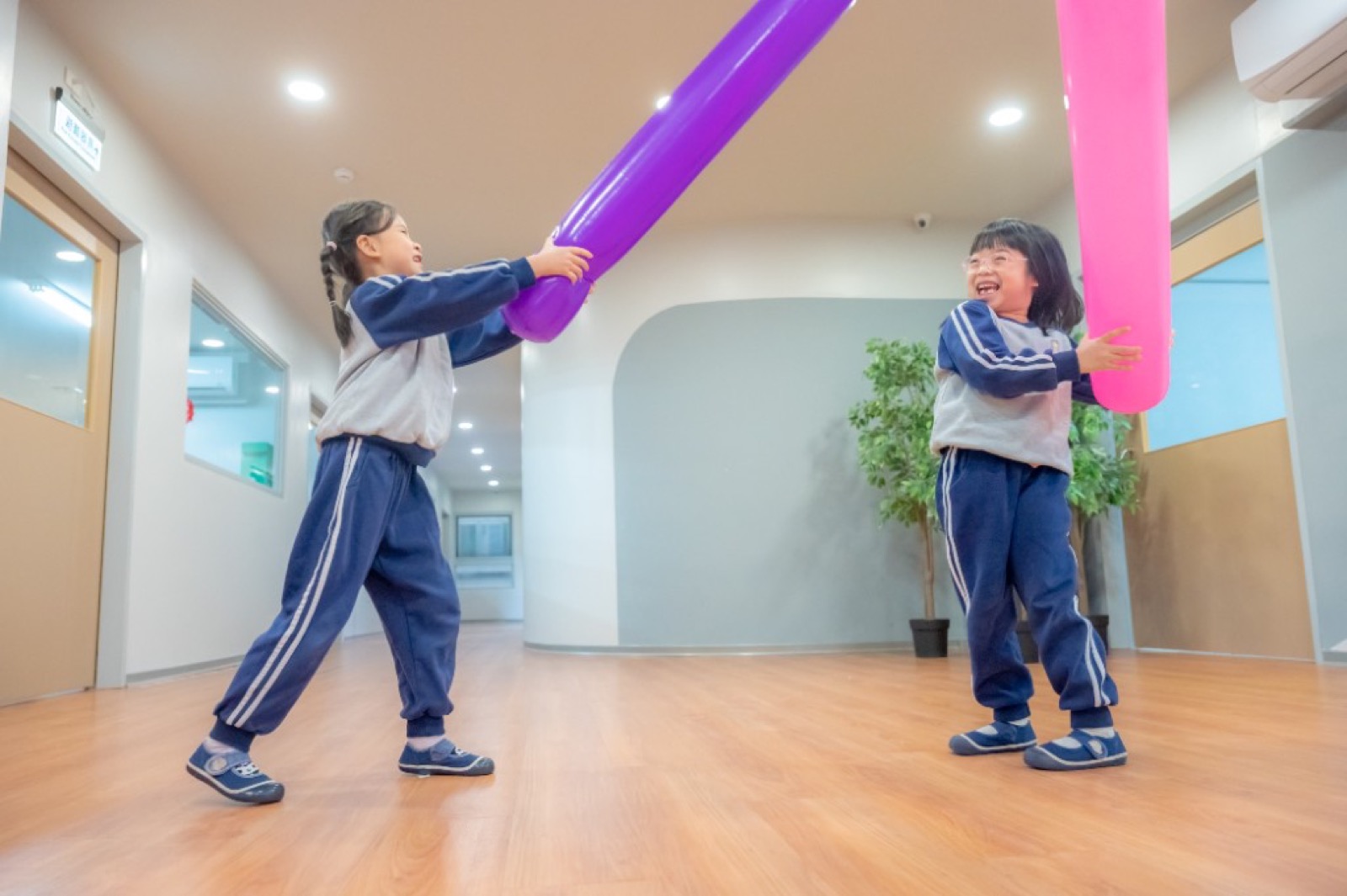 幼兒園畢業照 課程互動桌球積木