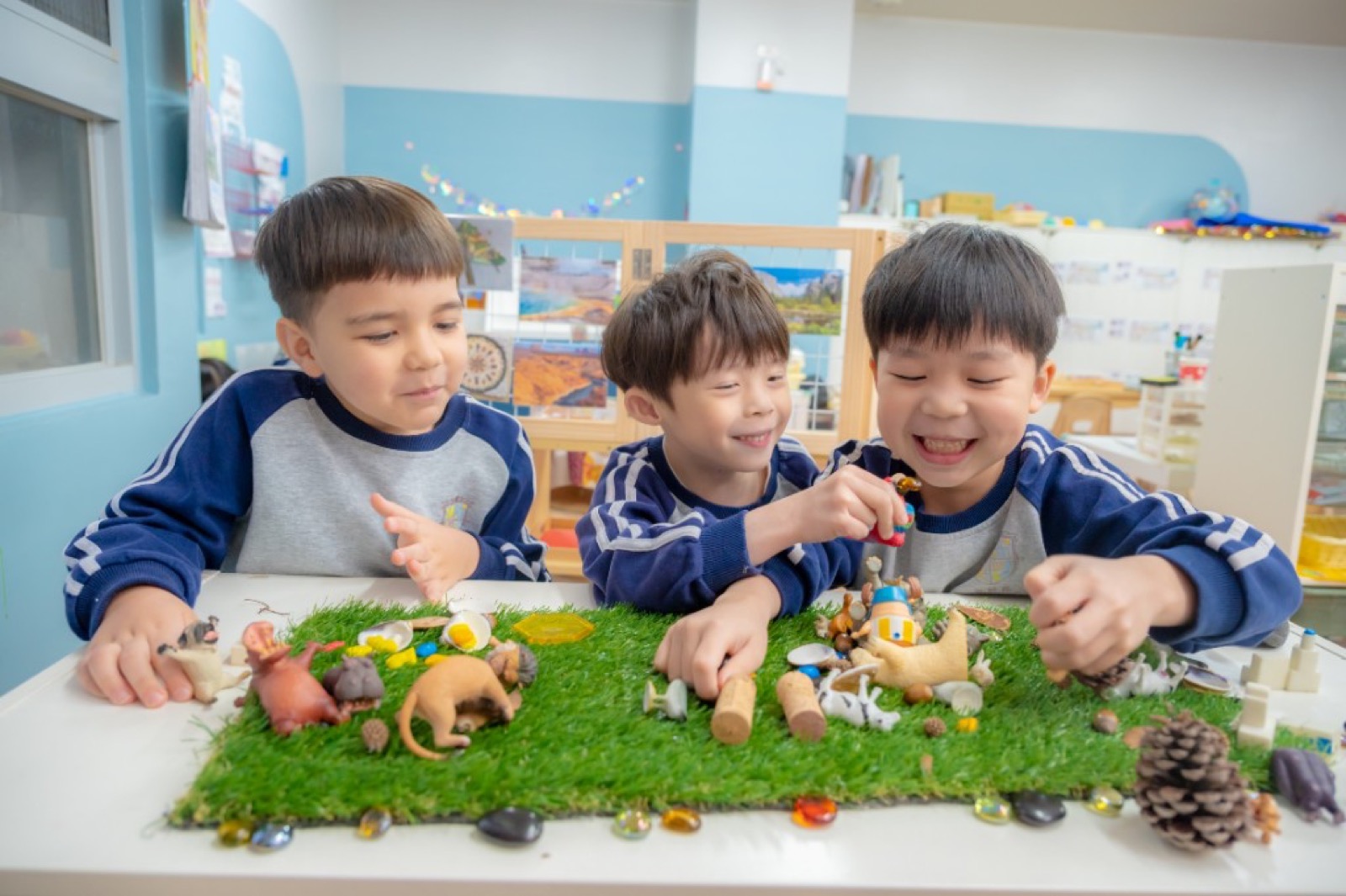 櫻花樹學士照 幼兒園畢業照自然生動