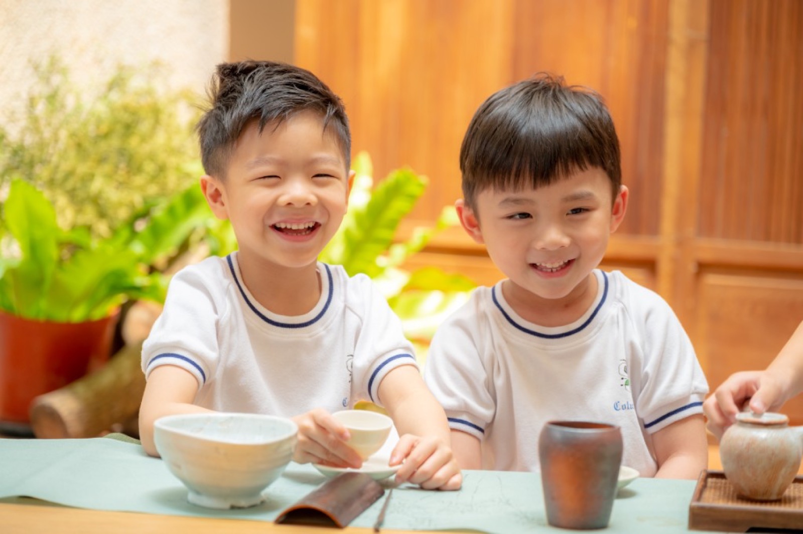 茶道課程 × 綠意校園畢業照 台中