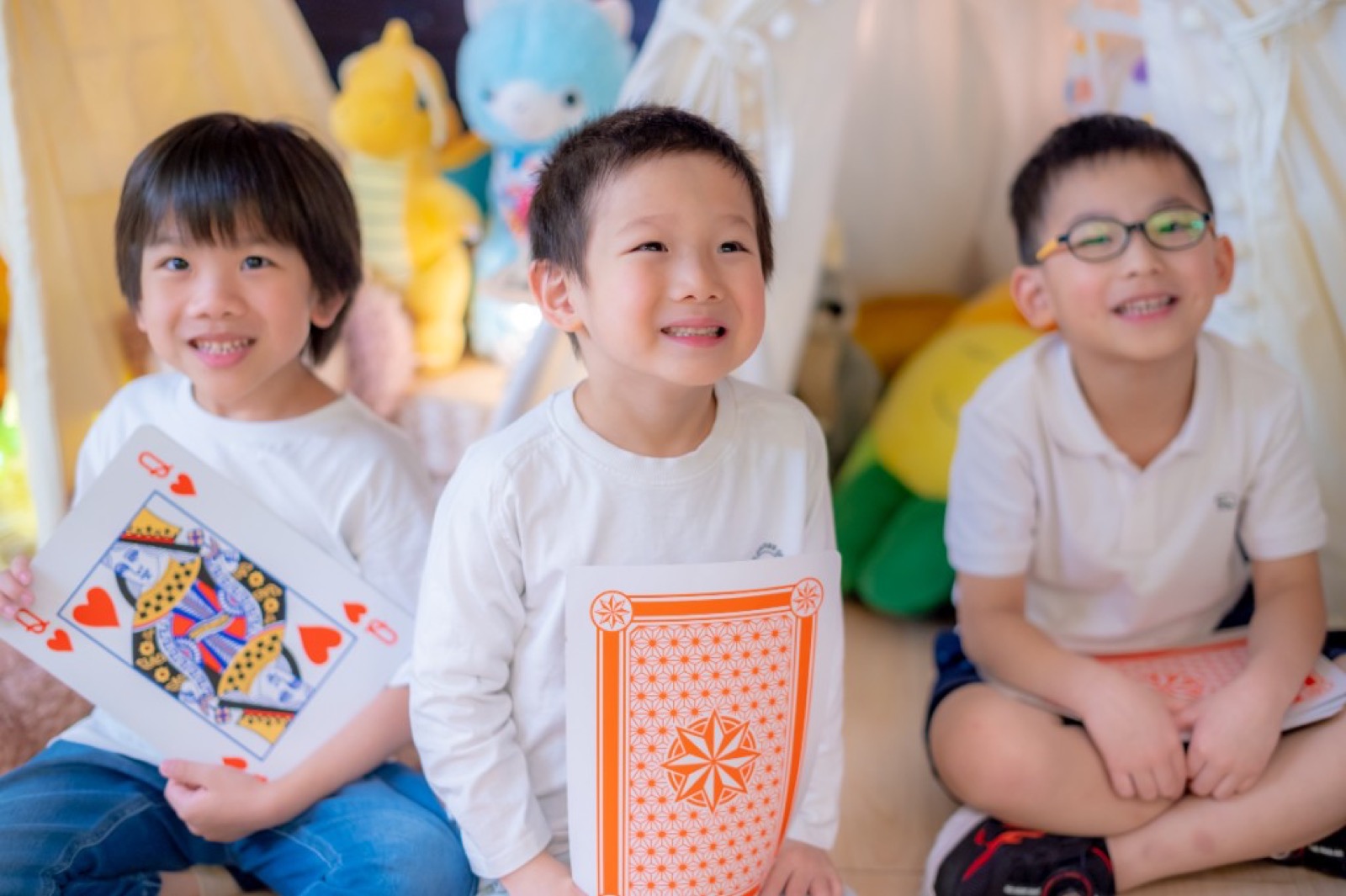 幼兒園畢業照 夜間露營星空場景