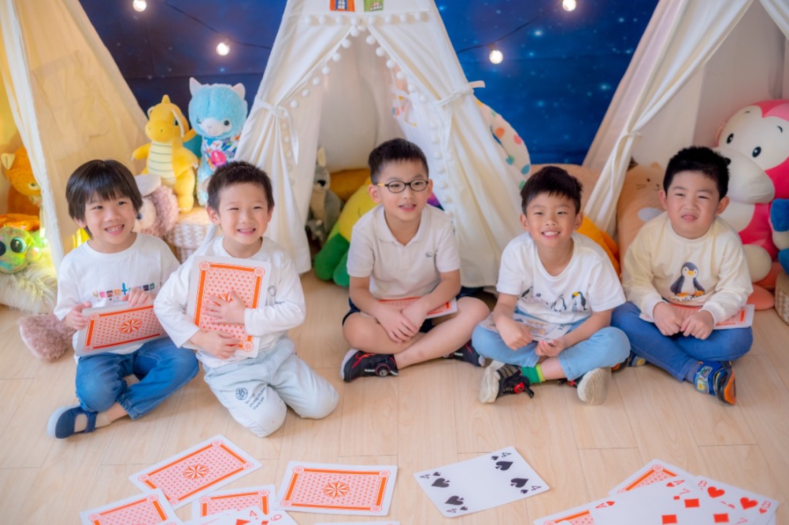 幼兒園畢業照 自然生動 活潑